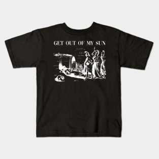 Diogenes to Alexander, the Great: Get out of my sun Kids T-Shirt